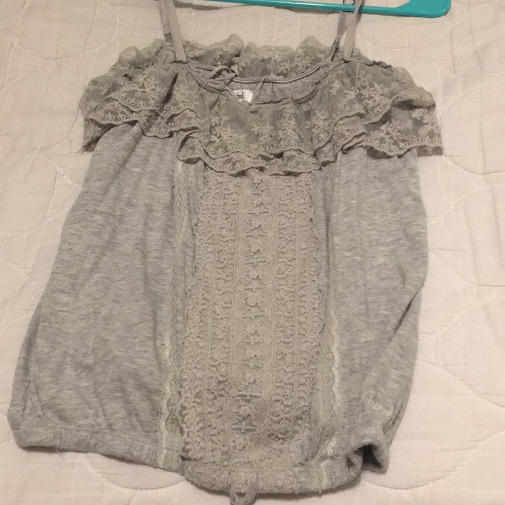 Gray tank top